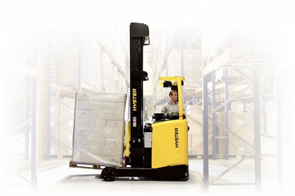 Skladová manipulačná technika R 1.6 REACH TRUCK