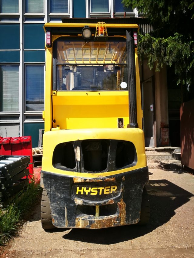 Vysokozdvižný vozík Hyster repasovaný použitý (1)